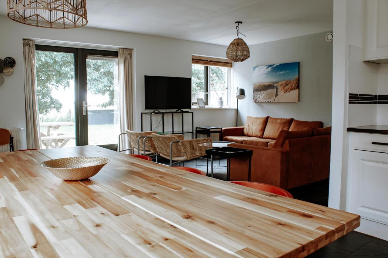 Luxus Familienvilla Mit Jacuzzi & Sauna 2 Tzummarum Εξωτερικό φωτογραφία